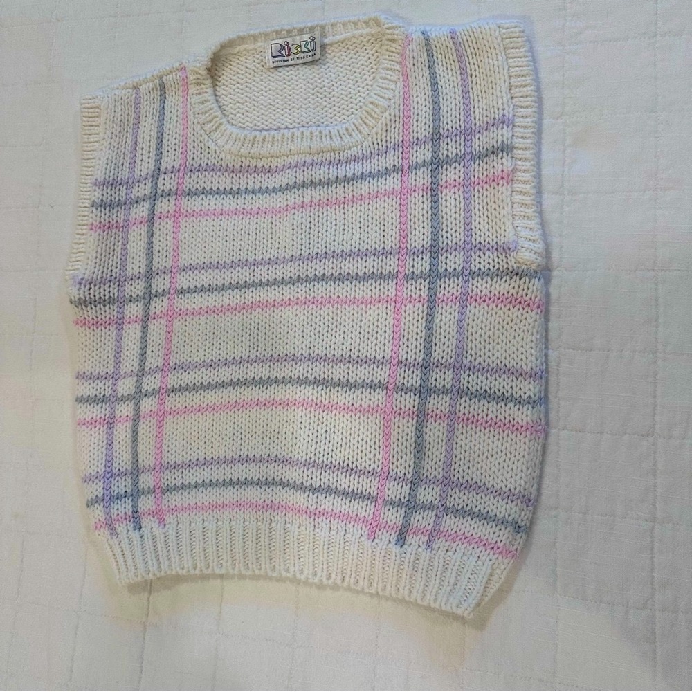 Vintage Sleeveless Sweater Vest Cream with pastel blue pink purple plaid stripes